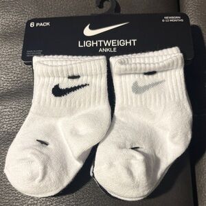 Nike Lightweight Ankle Socks - White with Black and Gray Logos